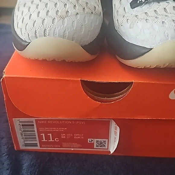 Nike Revolution 5 11c - Picture 2 of 5